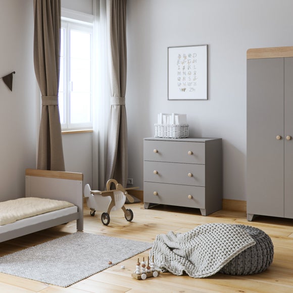Little Acorns Classic Oak Effect Cot Bed, product image 6