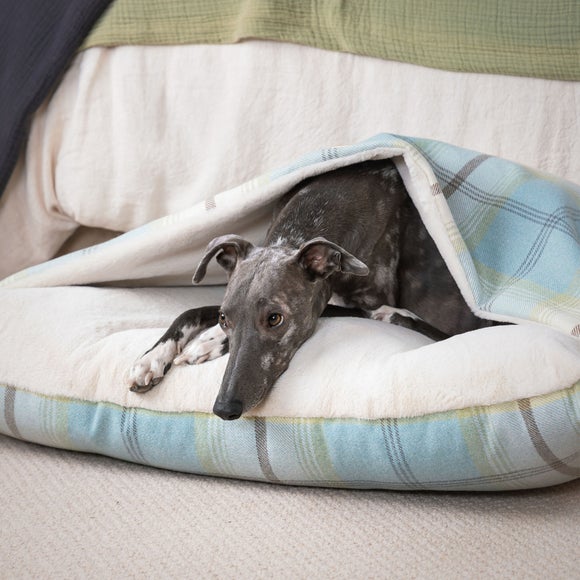 Lords and Labradors Balmoral Tweed Sleepy Burrow Dog Bed, product image 2