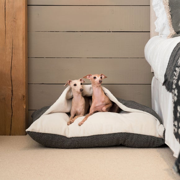 Lords and Labradors Boucle Sleepy Burrow Dog Bed, product image 4