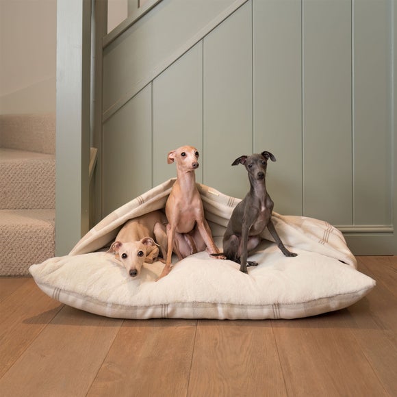 Lords and Labradors Balmoral Tweed Sleepy Burrow Dog Bed, product image 16