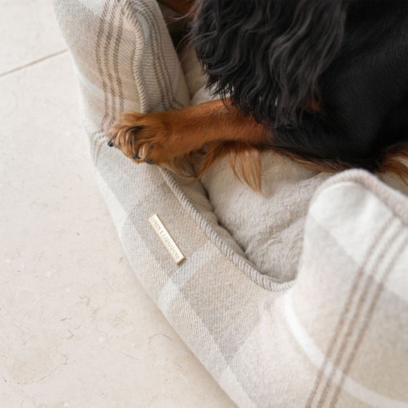 Lords and Labradors Balmoral High Wall Dog Bed, product image 5