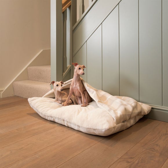 Lords and Labradors Balmoral Tweed Sleepy Burrow Dog Bed, product image 8