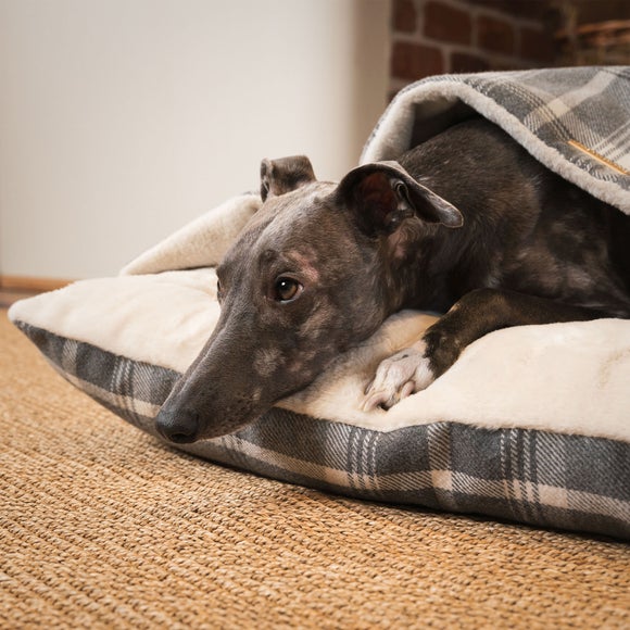 Lords and Labradors Balmoral Tweed Sleepy Burrow Dog Bed, product image 11