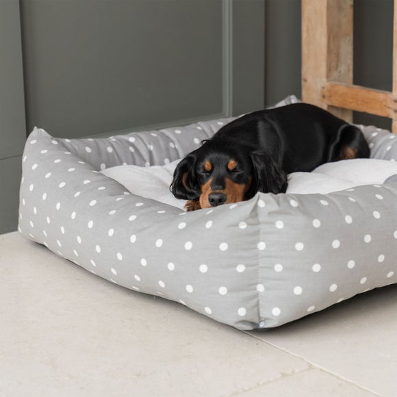 Lords and Labradors Balmoral Spotty Box Dog Bed, product image 8